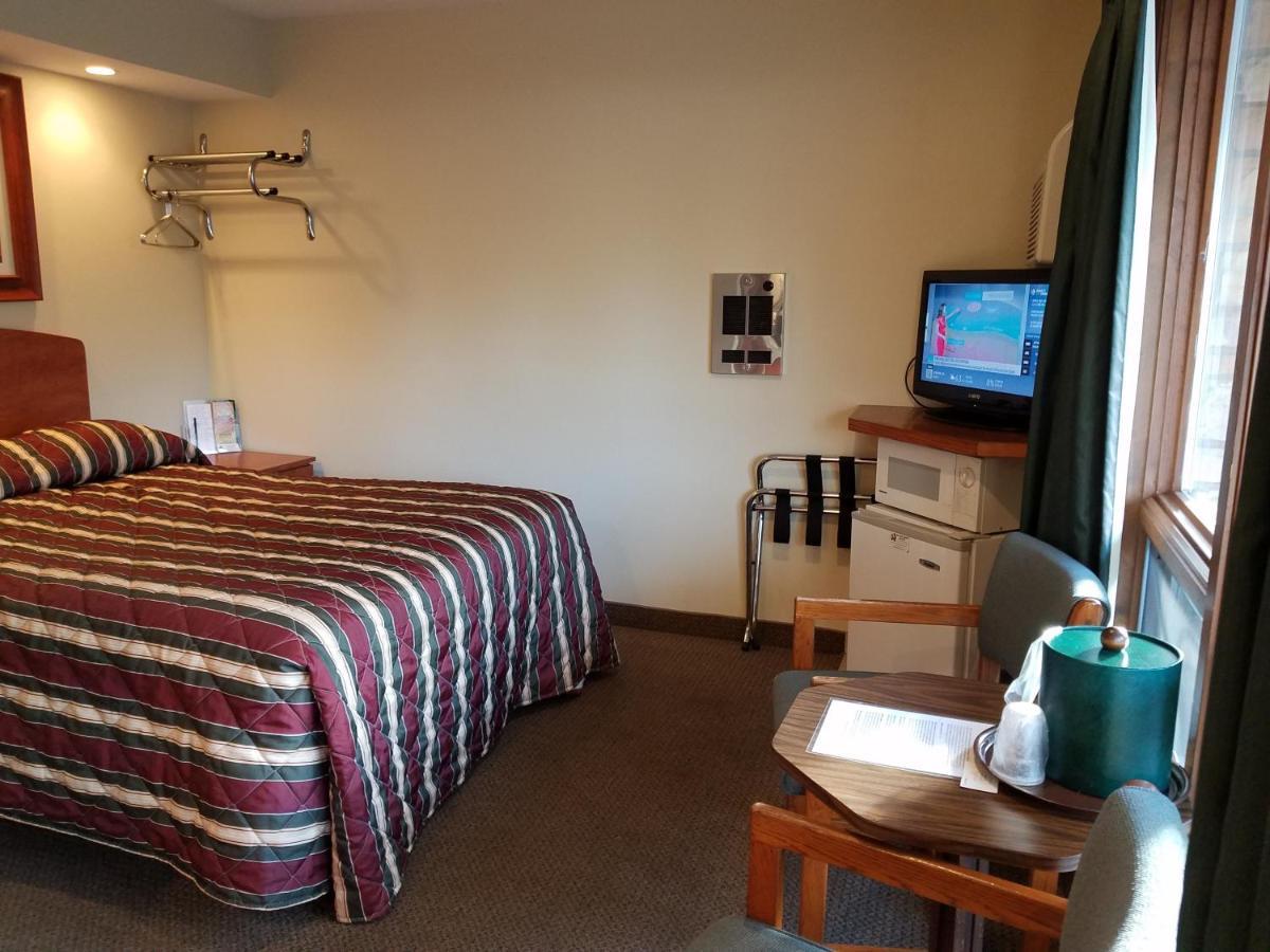 Black Hawk Motel Wisconsin Dells Zewnętrze zdjęcie