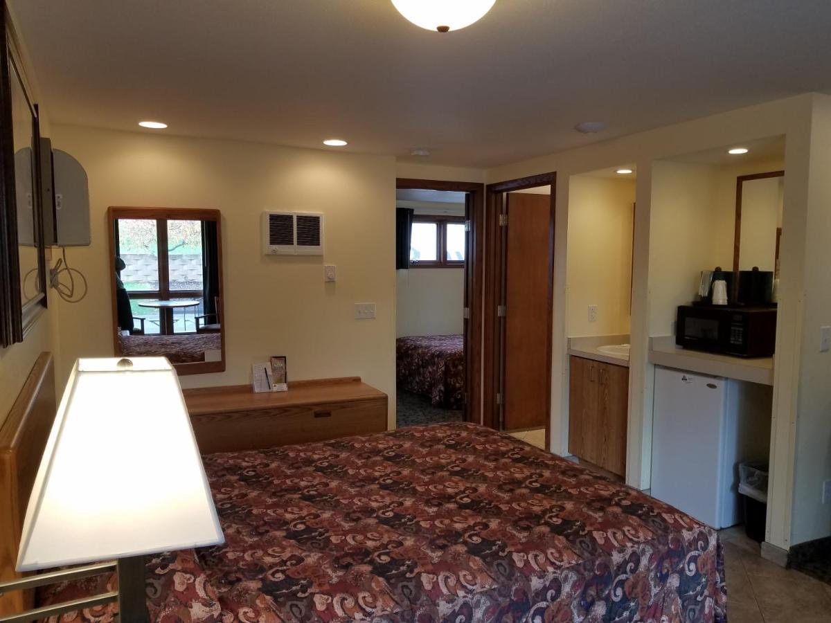 Black Hawk Motel Wisconsin Dells Zewnętrze zdjęcie