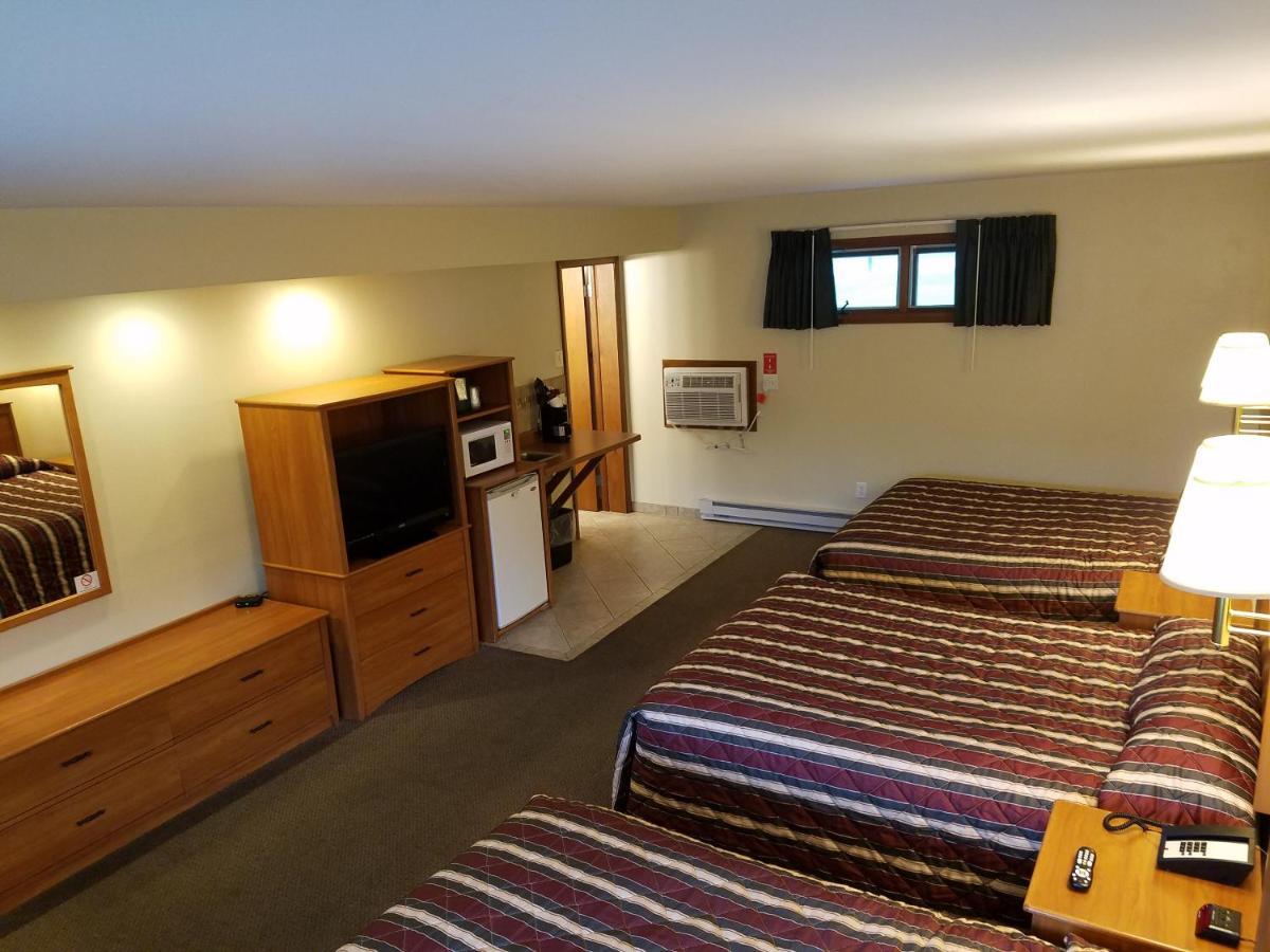 Black Hawk Motel Wisconsin Dells Zewnętrze zdjęcie