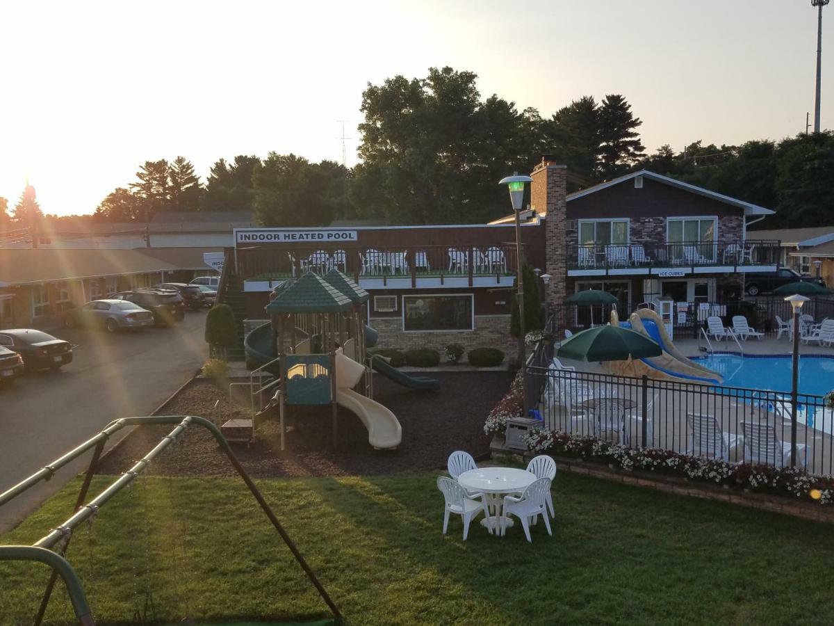 Black Hawk Motel Wisconsin Dells Zewnętrze zdjęcie